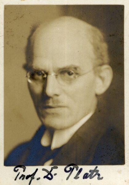 Prof. Dr. Hermann Platz (1880-1945), Porträtfoto mit Unterschrift