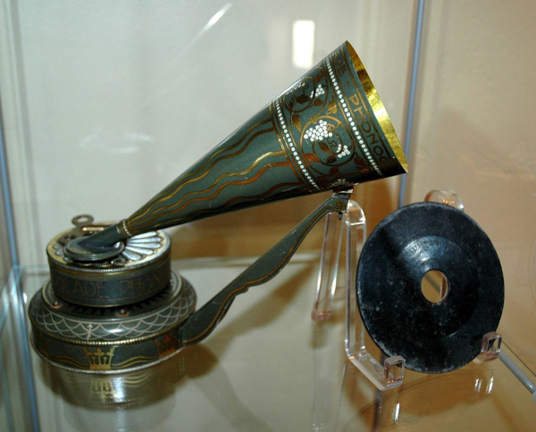 Der Phonograph 'Eureka' von Stollwerck aus dem Jahr 1902, 2009