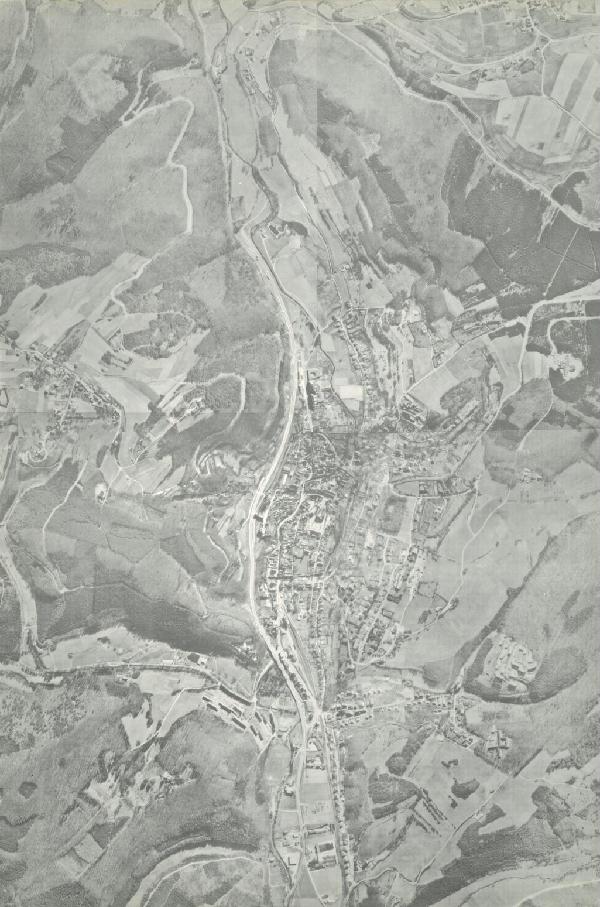 Luftbild von Münstereifel und Umgebung von 1972 im Verhältnis 1 : 10.000, Zusammengesetzt aus Luftbildkarten im Verhältnis 1 : 5.000