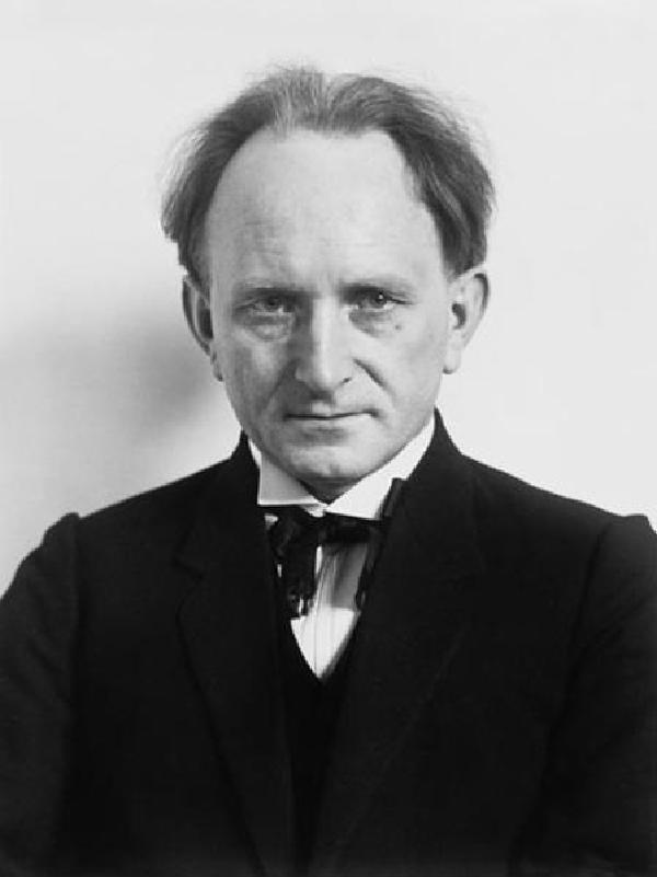 August Sander, Selbstporträt von 1925